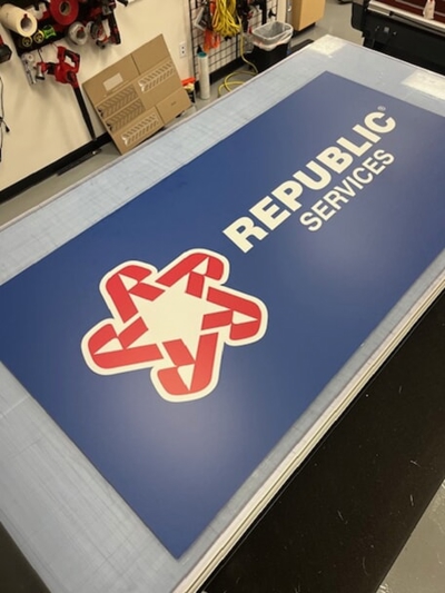 Maxmetal Signs Photo